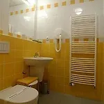 Behounek 3*