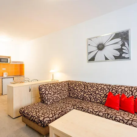 Behounek Hotel 3*