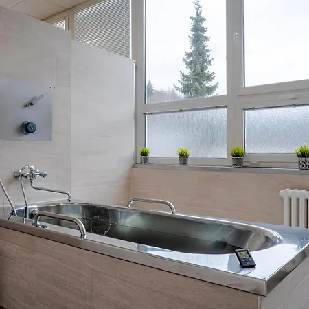 Behounek Hotel 3*