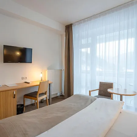 Hotel Behounek 3*