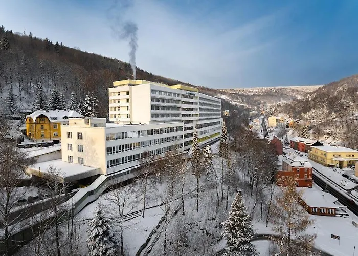 Отель Behounek 3*